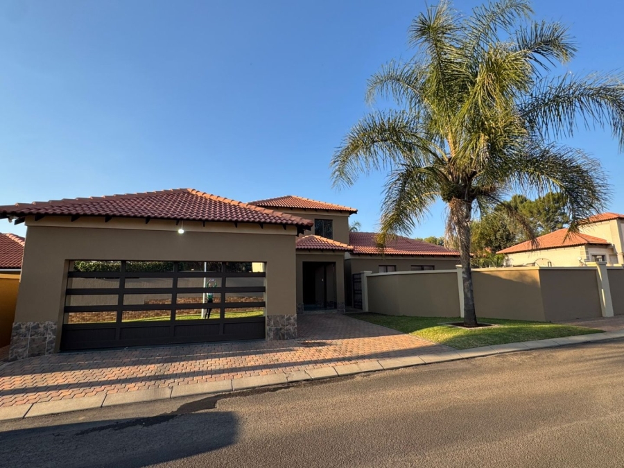 3 Bedroom Property for Sale in Wilkoppies North West